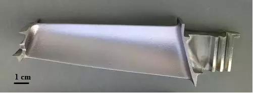 燃氣渦輪發動機鎳基高溫合金及葉片的滲鋁遮蔽材料