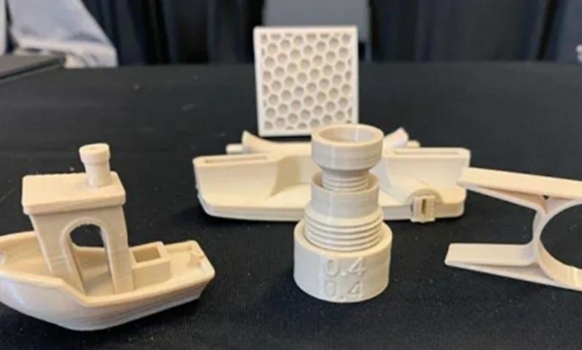 氮化硼納米管增強(qiáng)的3D打印絲材PEI9085、PC/PBT和塑料母粒