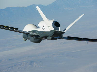 大型無人機防波套|鍍金屬防波套|輕量化電磁屏蔽解決方案-Syscom